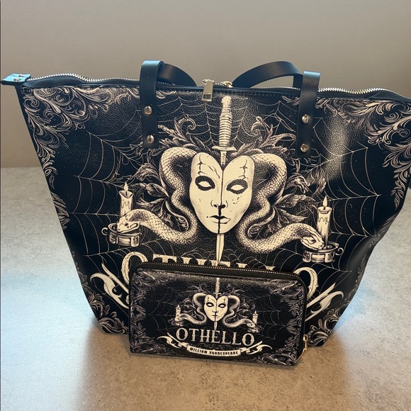 “Othello” Leather Black and White Tote Bag and Wallet - Picture 8 of 11